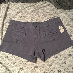 American Eagle low rise shorts